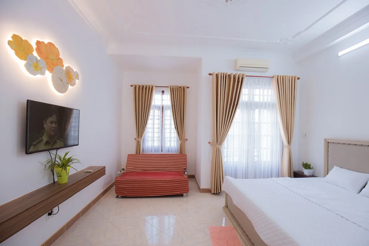 14 Nguyễn Hiền - ảnh 1